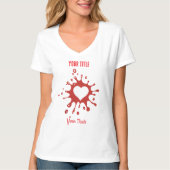 白いハート型の赤いペンキ飛沫 Tシャツ (正面)