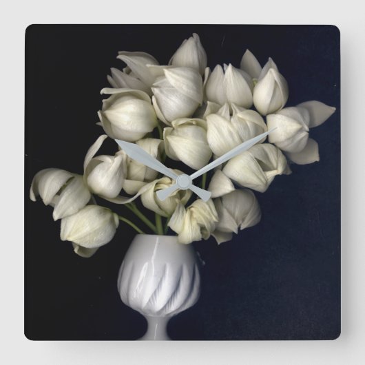 「白いハート（黒）」 スクエア壁時計 (正面)