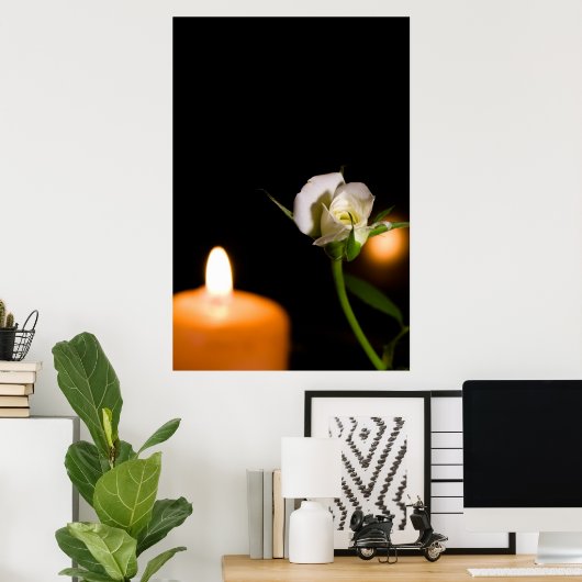白いバラとロウソク ポスター (ホームオフィス)