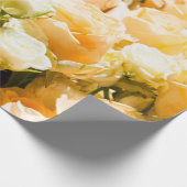 白いバラの縦のパターン。記念日、背中 ラッピングペーパー (角)