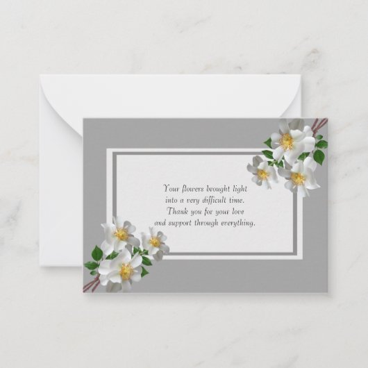 白いバラの花が葬式の後にサンキューカード ノートカード (正面)