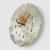 白いバラの花の写真に名前のラージ開花 ラージ壁時計 (傾斜)