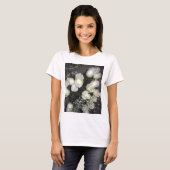 白いバラの華やかな花束 Tシャツ (正面フル)