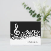 白いパーソナライズされたジャムリングされた楽譜(黒) ポストカード (スタンド正面)
