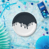 白いパーティープレートに炭のしずく - カスタマイズ可能 ペーパープレート (パーティー)