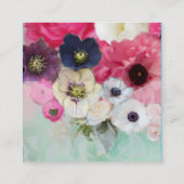 白いピンクのバラとアネモネの花 スクエア名刺 (裏面)