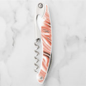 白いファンドに派手なサーモンから赤の長い波状のトレースへ ソムリエナイフ (正面)
