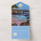 白いプルメリアの花とトロピカルビーチ、ウェディング オールインワン招待状 (内側)