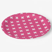白いポルカ十字が明るい赤紫色 ペーパープレート (アングル)