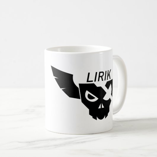 白いマグのLirikの黒いロゴ コーヒーマグカップ (正面右)