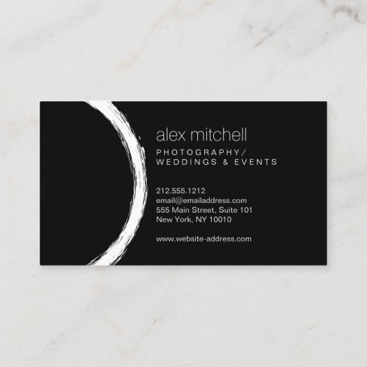 白いミニマルブラシストロークの円フォトグラファー 名刺 (裏面)