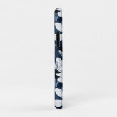 白いモクノキの花、青い背景 Case-Mate iPhoneケース (裏面/右)