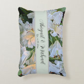 白いユリのウェディング カップル名 フラワーリネン アクセントクッション (正面(垂直))