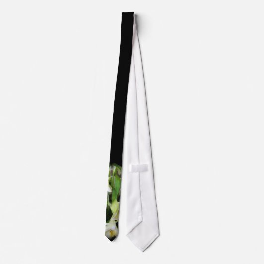 白いユリ-タイ ネクタイ (裏面)
