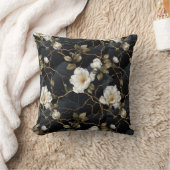 白いリンゴの花が黒い金ゴールド背景 クッション (ブランケット)