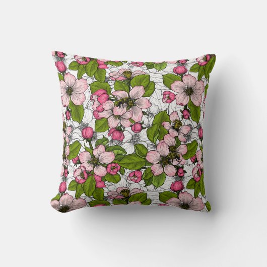 白いリンゴの花 クッション (正面)