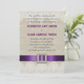 白いレースの素朴な結婚式|の紫色のリボンの麻布 招待状 (スタンド正面)
