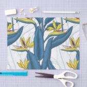 白い上に楽園の花の鳥 薄葉紙 (クラフト)