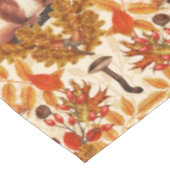 白い上に秋のリス テーブルクロス (アングル)