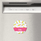 白い上に黄色い鉛筆とスクラブル マグネット (インサイチュ (食洗機))