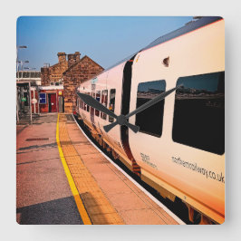 白い列車 スクエア壁時計