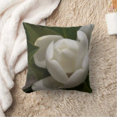 白い南マグノリアのつぼみ クッション (ブランケット)
