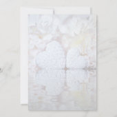 白い反射牡丹の花とハート結婚ズ 招待状 (裏面)