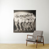 白い古風のコーラスガールのライン，レトロ， 1 タペストリー (インサイチュ)