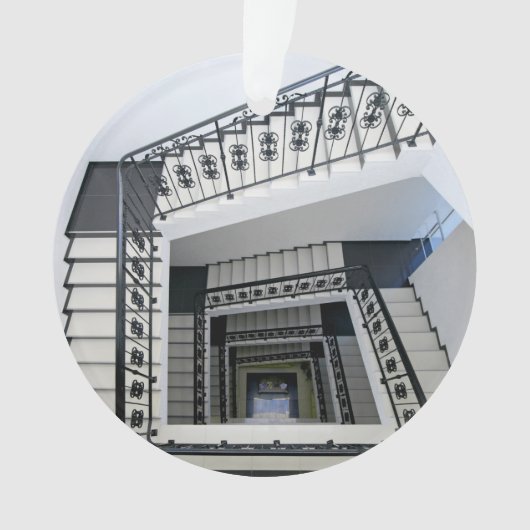 白い四角の階段 オーナメント (正面)