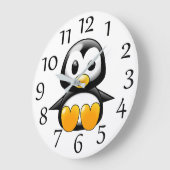 白い壁時計の上の可愛いペンギン ラージ壁時計 (傾斜)