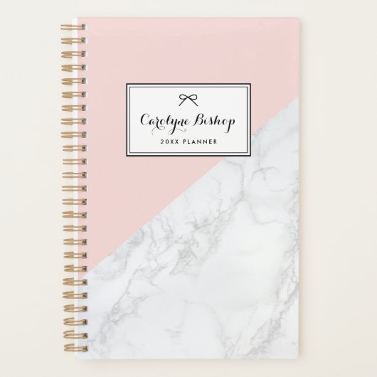 白い大理石とピンクのアクセントパーソナライズされたプランナー プランナー手帳 (正面)