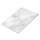 白い大理石パーソナライズされたスクリプトのモノグラムと名前 ノートパッド (アングル)