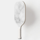 白い大理石パーソナライズされたスクリプトのモノグラムと名前 ピックルボールラケット (左)