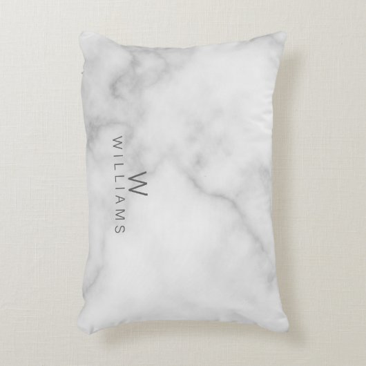 白い大理石(モノグラムパーソナライズされたと名前あり) アクセントクッション (正面(垂直))