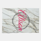 白い大理石、明るい赤紫色名前をカスタムする キッチンタオル (横)