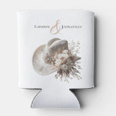 白い女性のカーボーイ帽子（花あり） 缶クーラー (裏面)