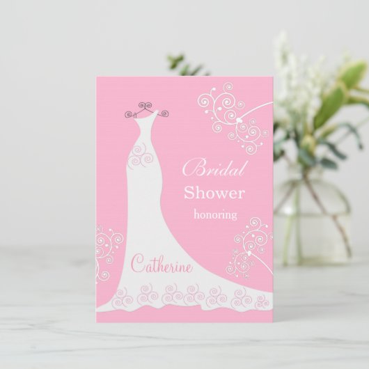 白い婚礼衣裳、ピンクのブライダルシャワーの渦巻 招待状 (スタンド正面)