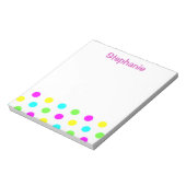 白い子供の名前のおもしろいでカラフルな水玉模様 ノートパッド (回転)