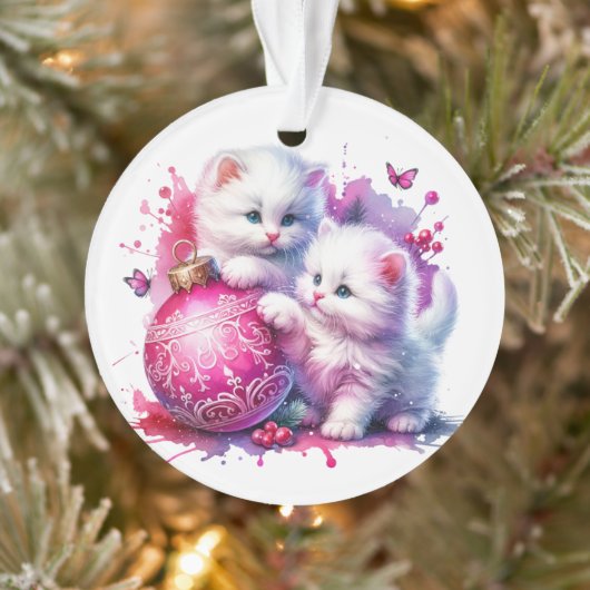 白い子猫たちがピンクのクリスマスと戯れる オーナメント (ツリー)