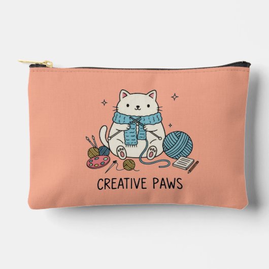 白い子猫の編み物「Creative Paws」コーラルアート アクセサリーポーチ (正面)