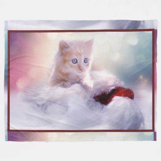白い子猫 フリースブランケット (正面(横))
