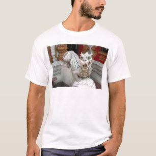 白い寺院のドラゴン Tシャツ