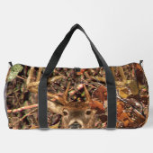 白い尾の鹿の頭の秋のエネルギーが千に威勢よく ダッフルバッグ (裏面)