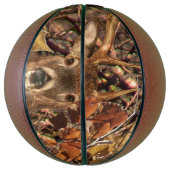 白い尾の鹿の頭の秋のエネルギーが千に威勢よく バスケットボール (縦)