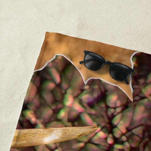 白い尾の鹿の頭の秋のエネルギーが千に威勢よく ビーチタオル (インサイチュ)