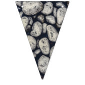 白い岩のクローズアップ模様の写真 バンティングフラッグ (第3の旗)