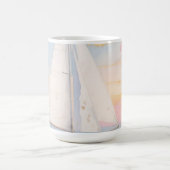 白い帆船 海の輝き コーヒーマグカップ (中央)