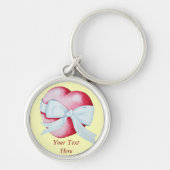 白い弓のロマンチックな赤い愛のハート キーホルダー (正面)