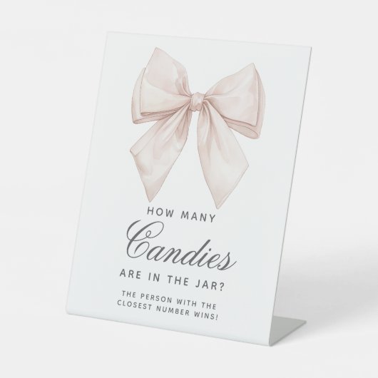 白い弓びんの中にキャンディーが何個入っているか 台座サイン (正面)