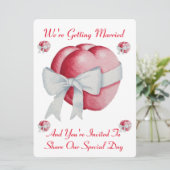 白い弓を持つ二つの赤いハート結婚。 招待状 (スタンド正面)